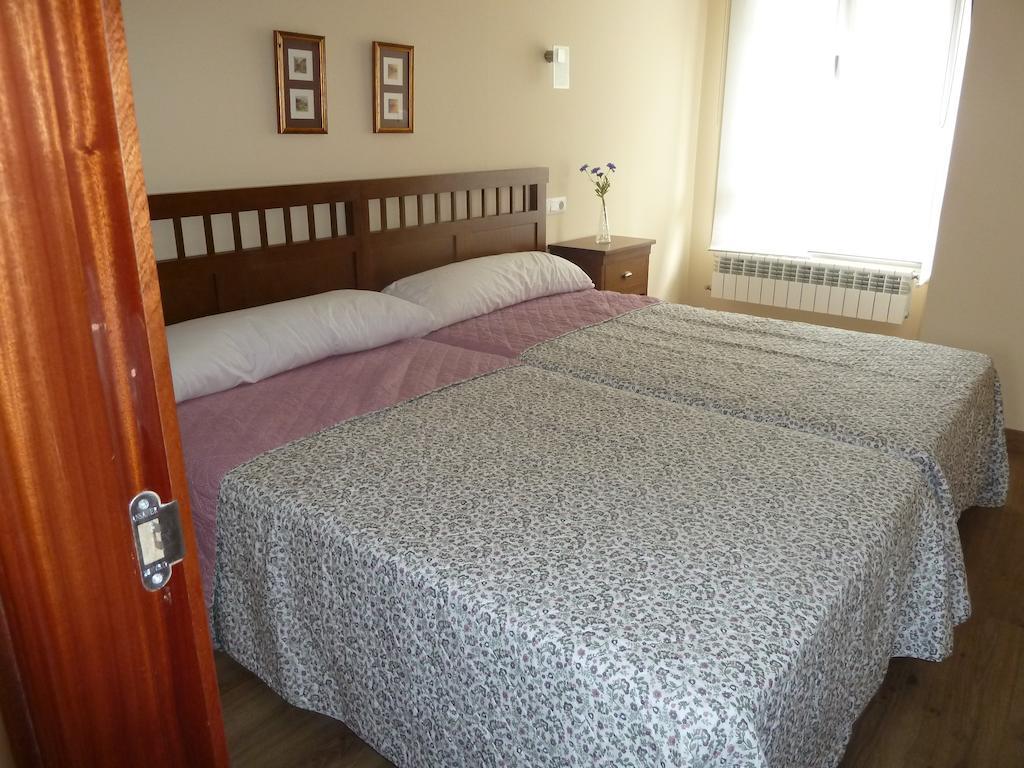 Apartamentos Arcos Del Esva Luarca Rum bild