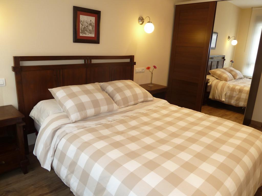 Apartamentos Arcos Del Esva Luarca Exteriör bild