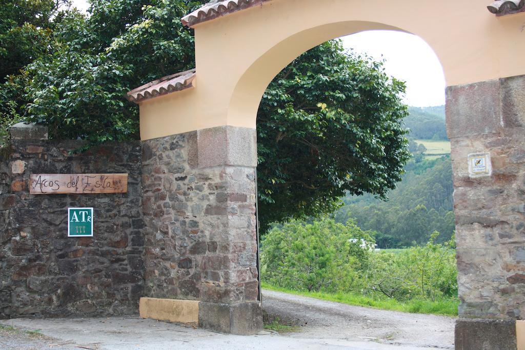 Apartamentos Arcos Del Esva Luarca Exteriör bild